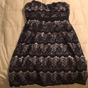 Beautiful strapless dress (cocktail or formal)!